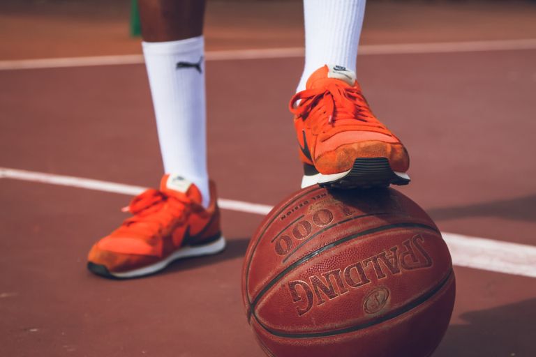 Consejos para elegir la talla de zapatillas de baloncesto, Blog Basket  World